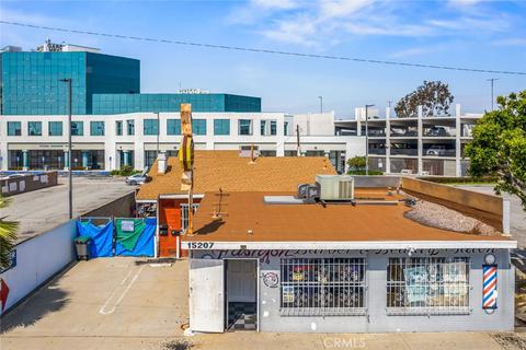 15207 S Vermont Ave, Gardena, CA 90247