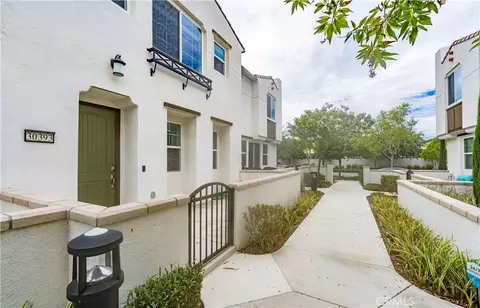 30393 Town Square Dr, Menifee, CA 92584