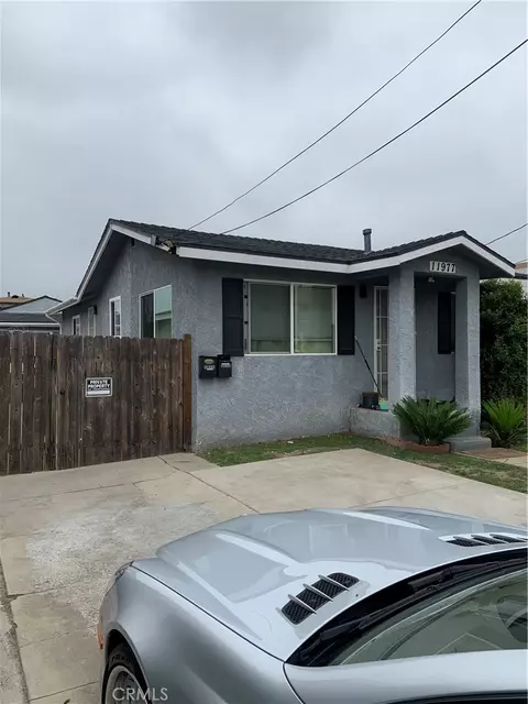 11977 Grevillea Ave, Hawthorne, CA 90250