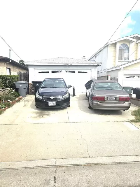 2213 Del Amo Blvd, Torrance, CA 90501