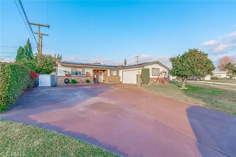 16147 E Grovecenter St, Covina, CA 91722