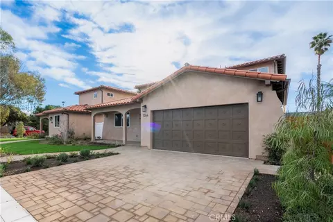 1244 Grove Pl, Fullerton, CA 92831
