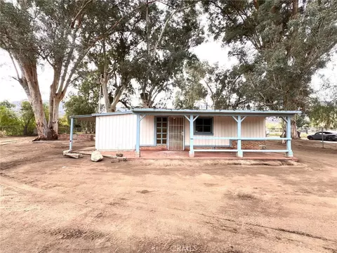 19640 Grand Ave, Lake Elsinore, CA 92530