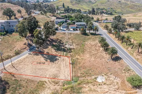 29520 La Shell St, Lake Elsinore, CA 92530