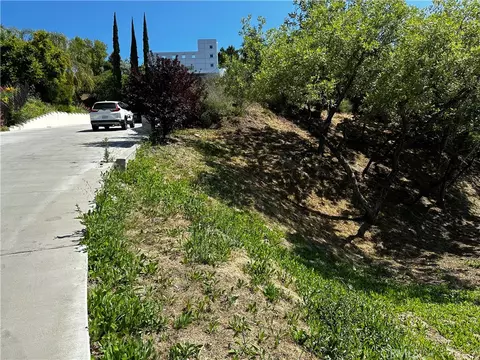 4632 Libbit Ave, Encino, CA 91436 photo 14