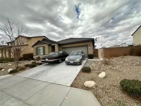 15150 Onyx Rd, Victorville, CA 92394