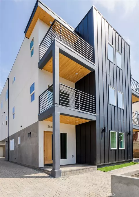 2813 E 6th St, Los Angeles, CA 90023