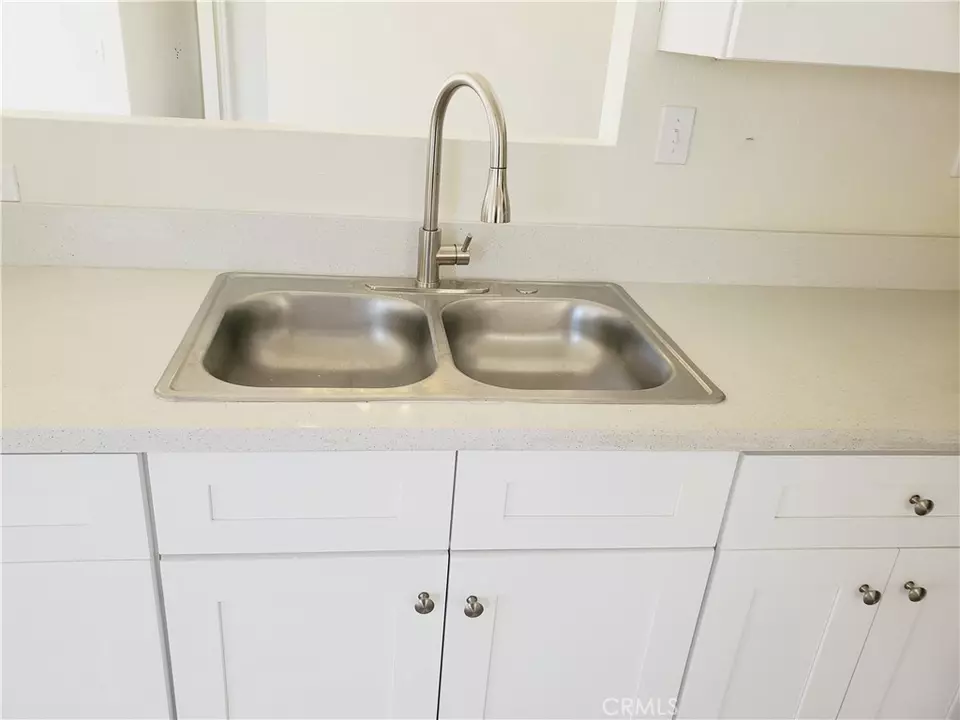 Kitchen - 10695 Plainfield St, Adelanto, CA 92301 photo 5 of 5