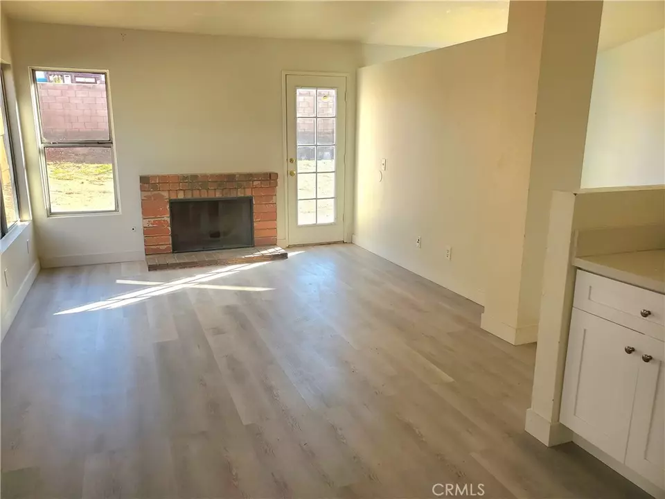 Living - 10695 Plainfield St, Adelanto, CA 92301 photo 2 of 4