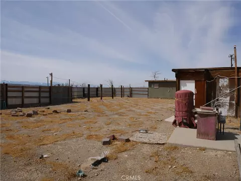 15026 Swan Ln, Oro Grande, CA 92368 photo 2