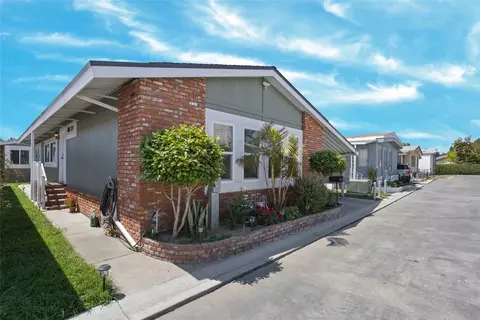 19127 Pioneer Blvd #27, Artesia, CA 90701