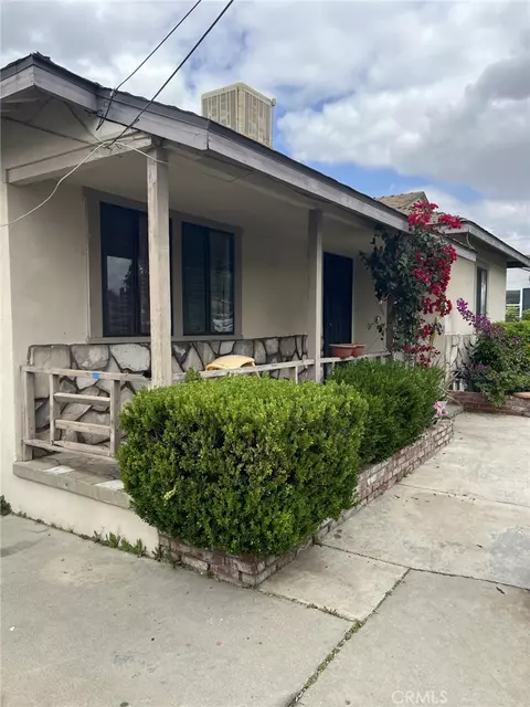 9850 Cypress Ave, Fontana, CA 92335