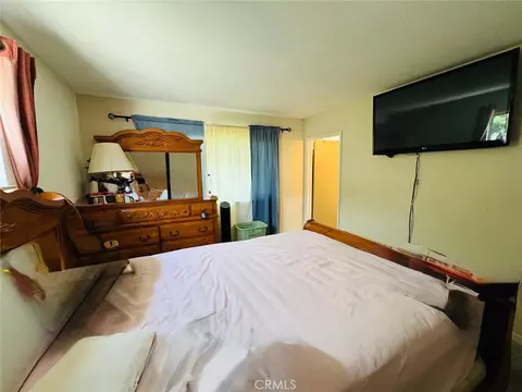 840 S Gilbert St, Hemet, CA 92543 photo 18