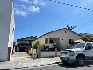 221 W 10th St, San Pedro, CA 90731
