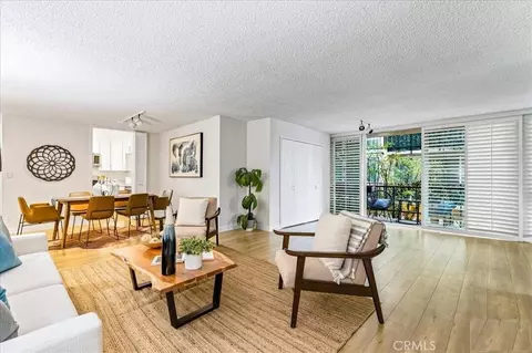 9950 Durant Dr #209, Beverly Hills, CA 90212