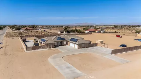 10124 Mesa Rd, Phelan, CA 92371