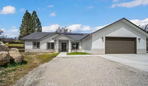 30181 Knight Ct, Tehachapi, CA 93561