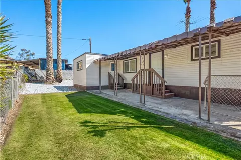 3319 Avalon St #78, Riverside, CA 92509