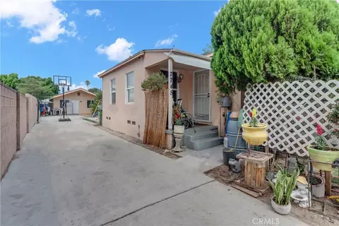 7745 Radford Ave, North Hollywood, CA 91605