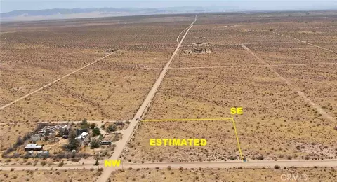 61329 Moon Dr, Landers, CA 92285 photo 11