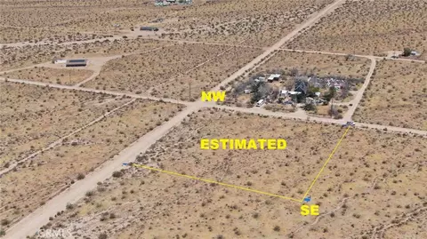 61329 Moon Dr, Landers, CA 92285 photo 9