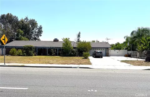 1061 N Perris Blvd, Perris, CA 92571