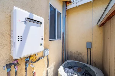 Exterior - 6824 Marcelle St, Paramount, CA 90723 photo 12 of 13