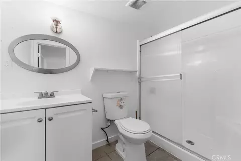 Bath - 6824 Marcelle St, Paramount, CA 90723 photo 5 of 5
