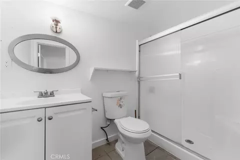 Bath - 6824 Marcelle St, Paramount, CA 90723 photo 5 of 5