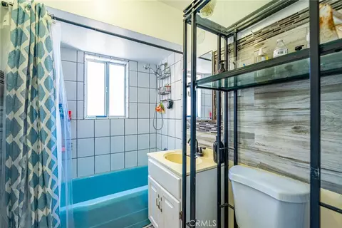 Bath - 6824 Marcelle St, Paramount, CA 90723 photo 1 of 5