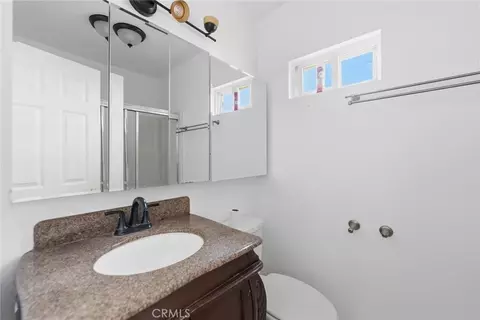 Bath - 6824 Marcelle St, Paramount, CA 90723 photo 3 of 5