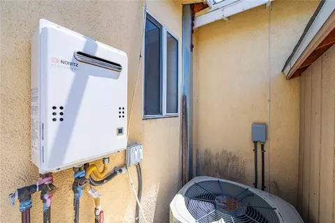 Exterior - 6824 Marcelle St, Paramount, CA 90723 photo 12 of 13