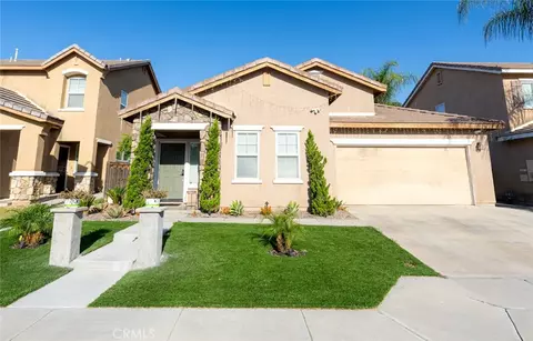 1896 Hawthorne St, San Jacinto, CA 92583