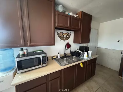 Kitchen - 244 Woodham Ave, Barstow, CA 92311 photo 1 of 1
