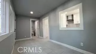 Entry Way - 3943 Ridge Rd, Riverside, CA 92501 photo 6 of 7