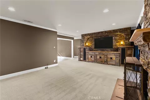 Living - 2929 E Hamilton Ave, Orange, CA 92867 photo 2 of 5