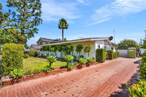 5723 W 74th St, Los Angeles, CA 90045