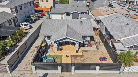 809 N Tamarind Ave, Compton, CA 90220