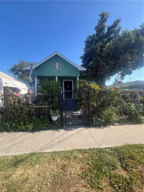 1734 E 63rd St, Los Angeles, CA 90001