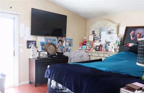 Bedroom - 43964 Fallon Dr, Lancaster, CA 93535 photo 2 of 2
