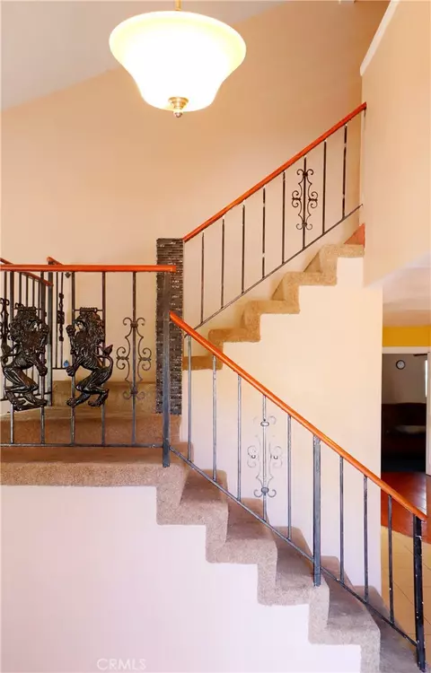 Entry Way - 43964 Fallon Dr, Lancaster, CA 93535 photo 2 of 3