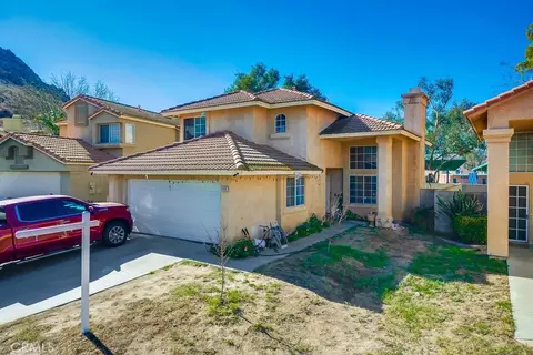 11484 Lime Orchard Ln, Fontana, CA 92337
