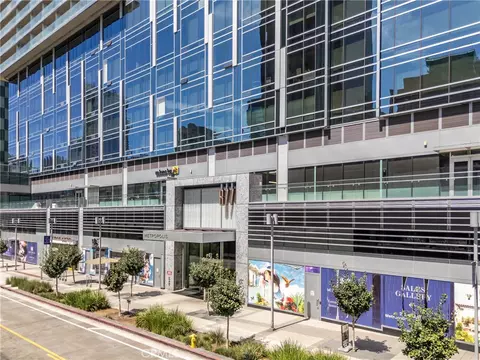 877 Francisco St #819, Los Angeles, CA 90017