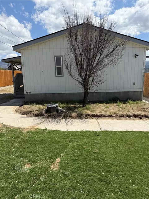 46019 South Dr, Big Bear City, CA 92314