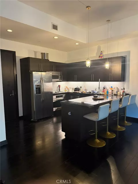 655 S Hope St #902, Los Angeles, CA 90017