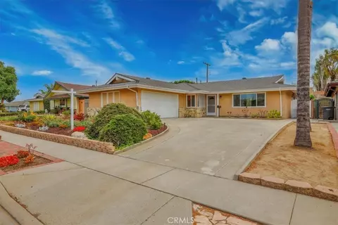 16344 Summershade Dr, La Mirada, CA 90638