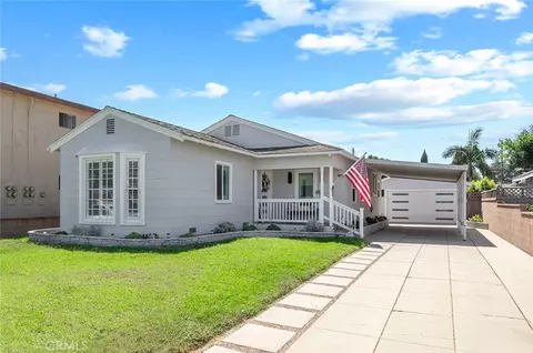 9716 Oak St, Bellflower, CA 90706