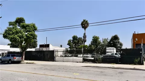 142 S Alameda, Compton, CA 90021