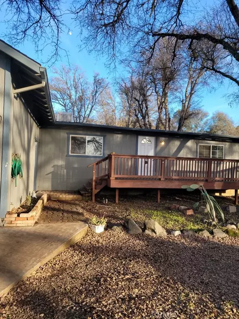 3940 Vista Robles, Clearlake, CA 95422