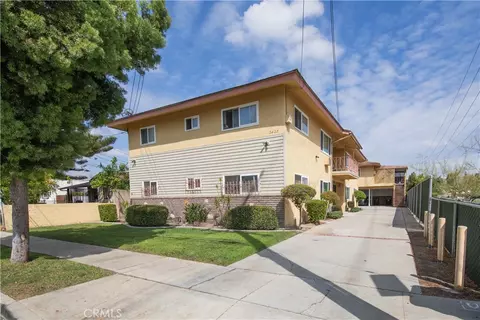 3425 Live Oak St, Huntington Park, CA 90255